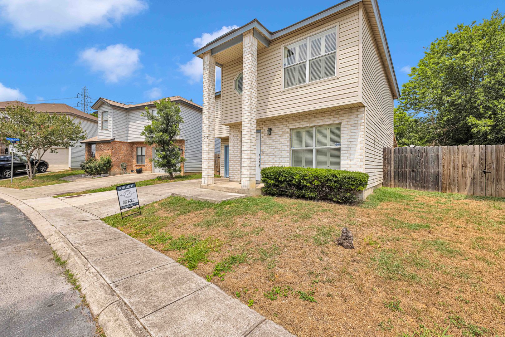 Rental Home Near Medical Center – photo 2