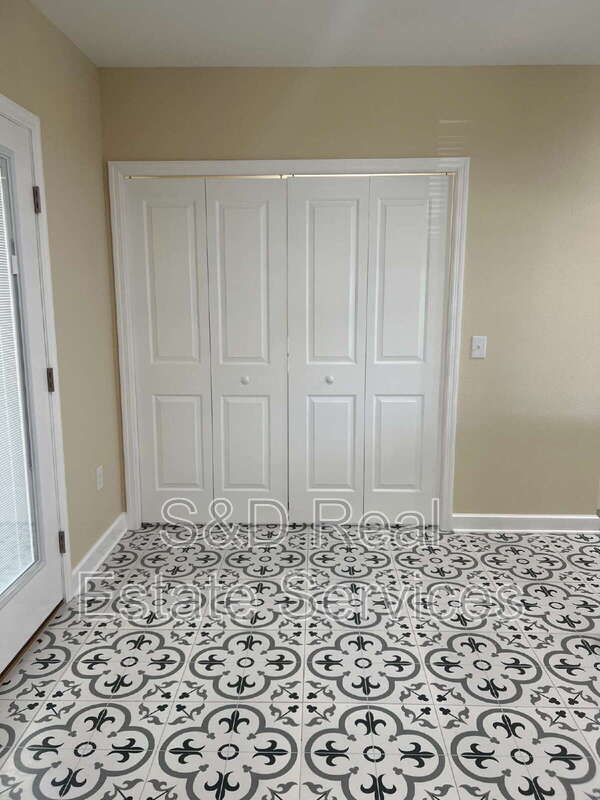 407 Ave A SE – photo 5