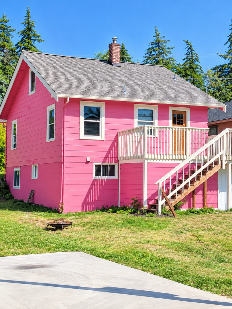 Limited-Time Offer: $25 Application Fee, Apply Today! Spacious 6 Bedroom, 2 Bathroom Home! – photo 4