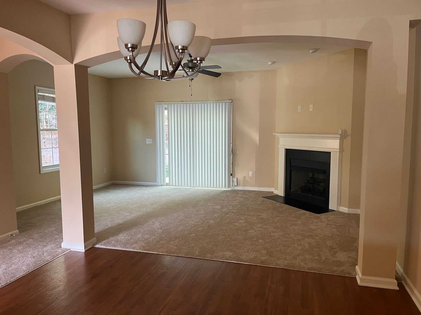 Stunning Townhome in "Prime Cary Location" – photo 4