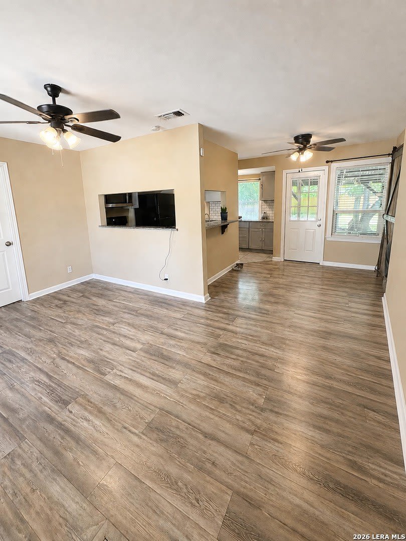 1510 LORELEI LN – photo 3