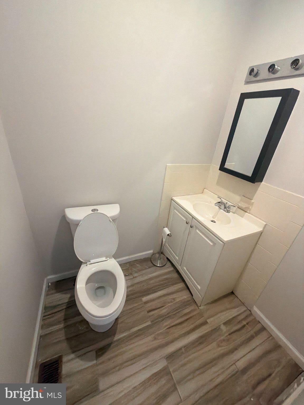 35 EMORY Avenue – photo 3