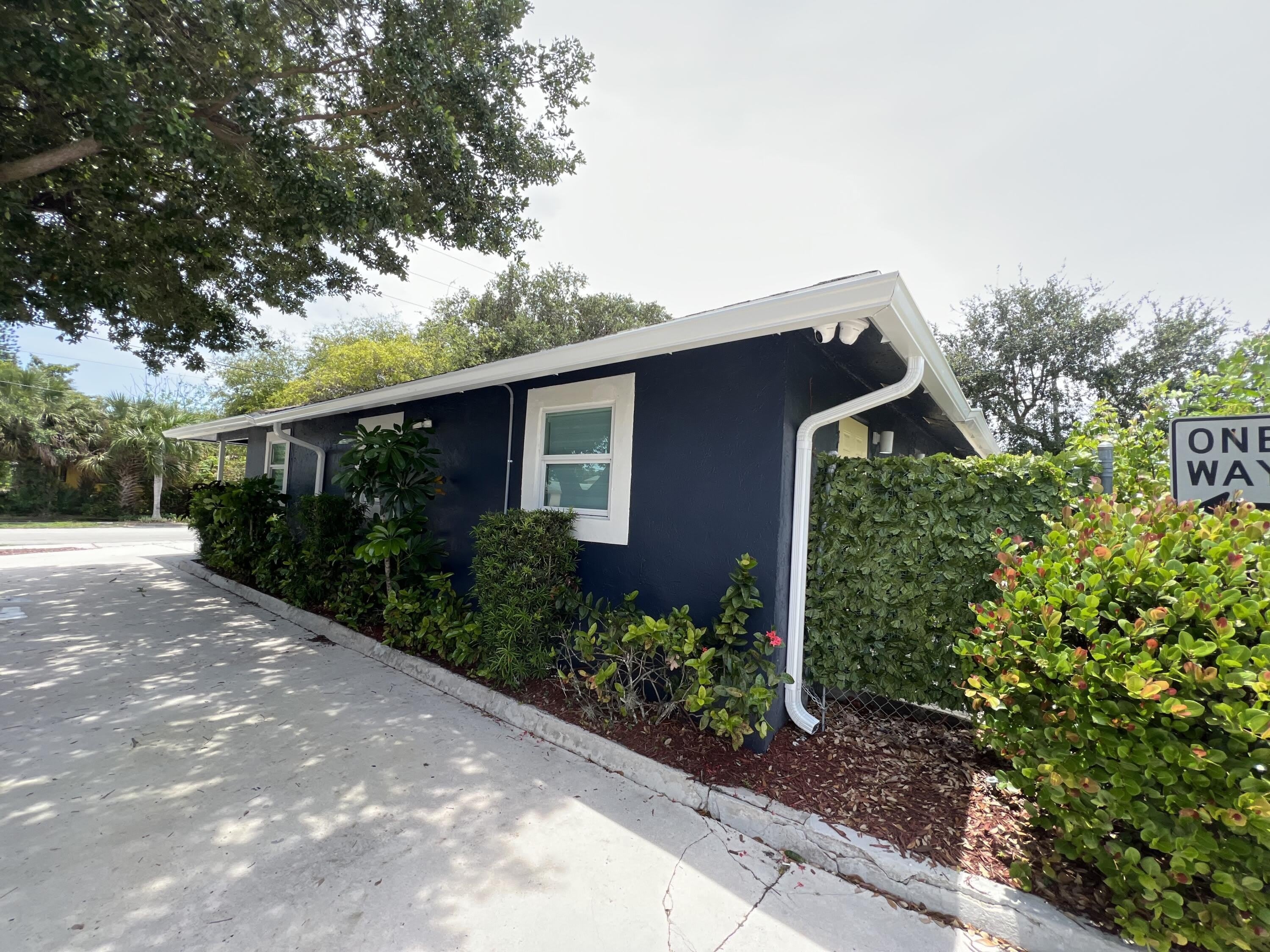 601 NW 2nd Street – photo 2