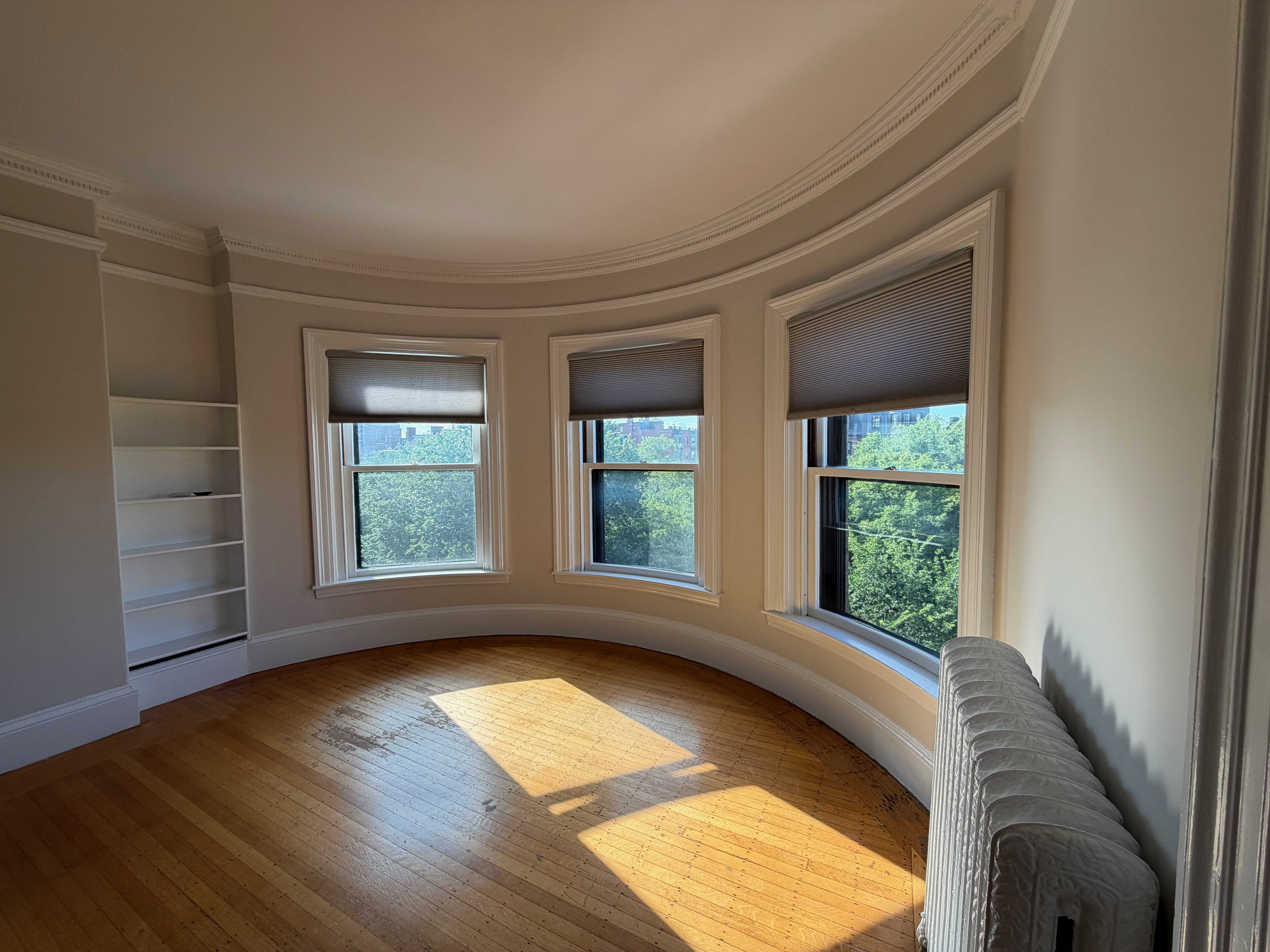 186 Commonwealth Avenue – photo 2