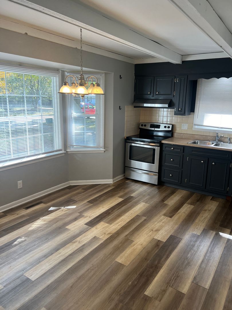Awesome West Side Duplex! – photo 3