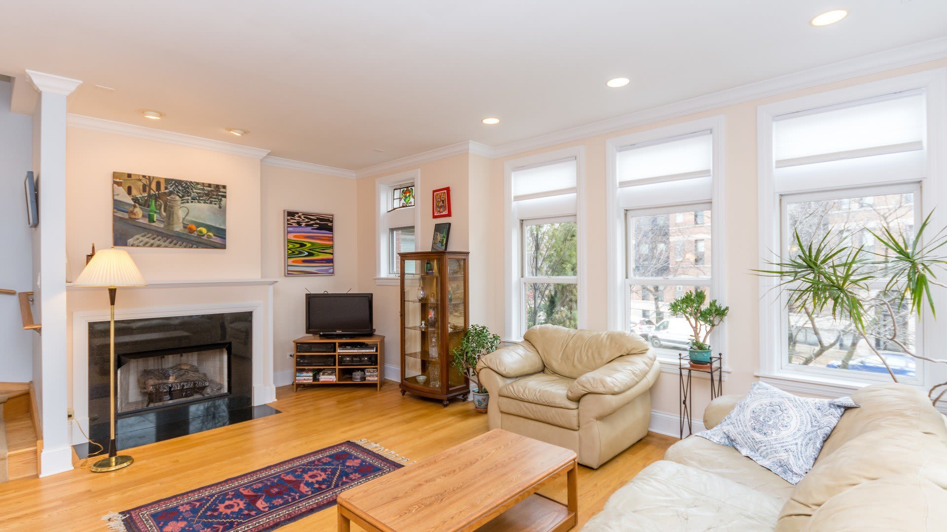 4113 N Southport Avenue – photo 2