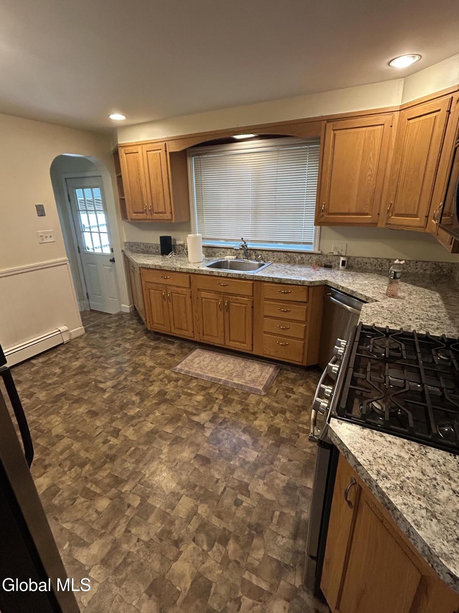 17 Pinewood Road – photo 2