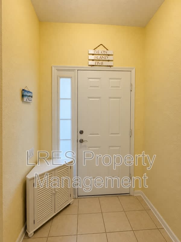 1141 Peralta Ct – photo 5