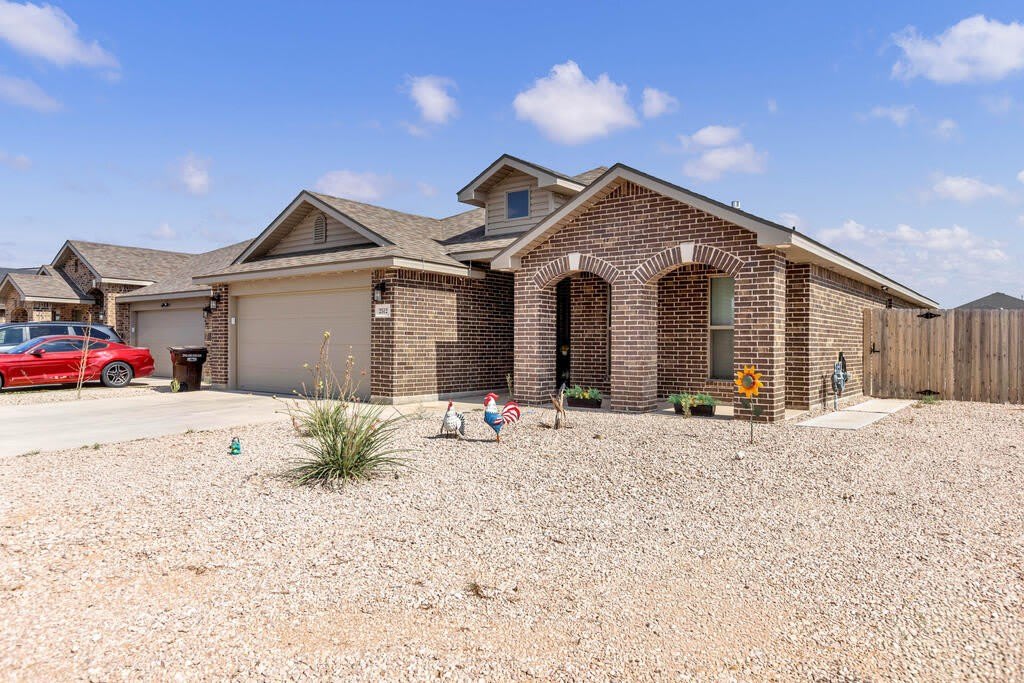 2512 Blazing Saddle Blvd. – photo 2