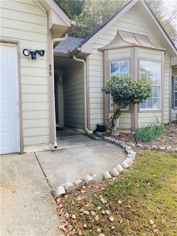 695 Paris Drive – photo 2