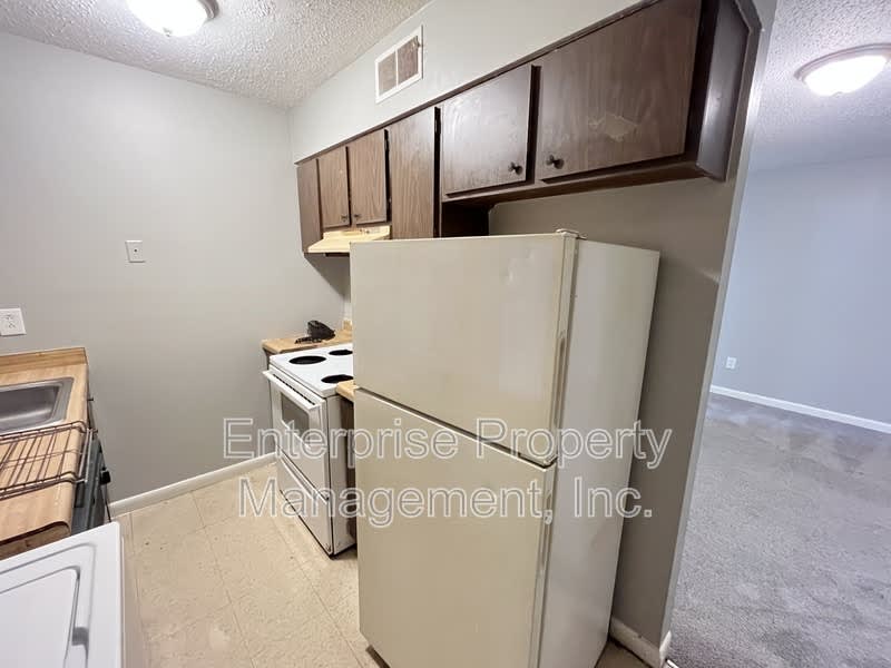 1365 Garden Rd – photo 5