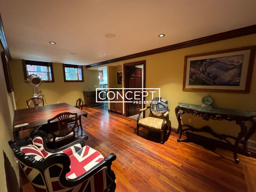 9 Strathmore Rd. – photo 1