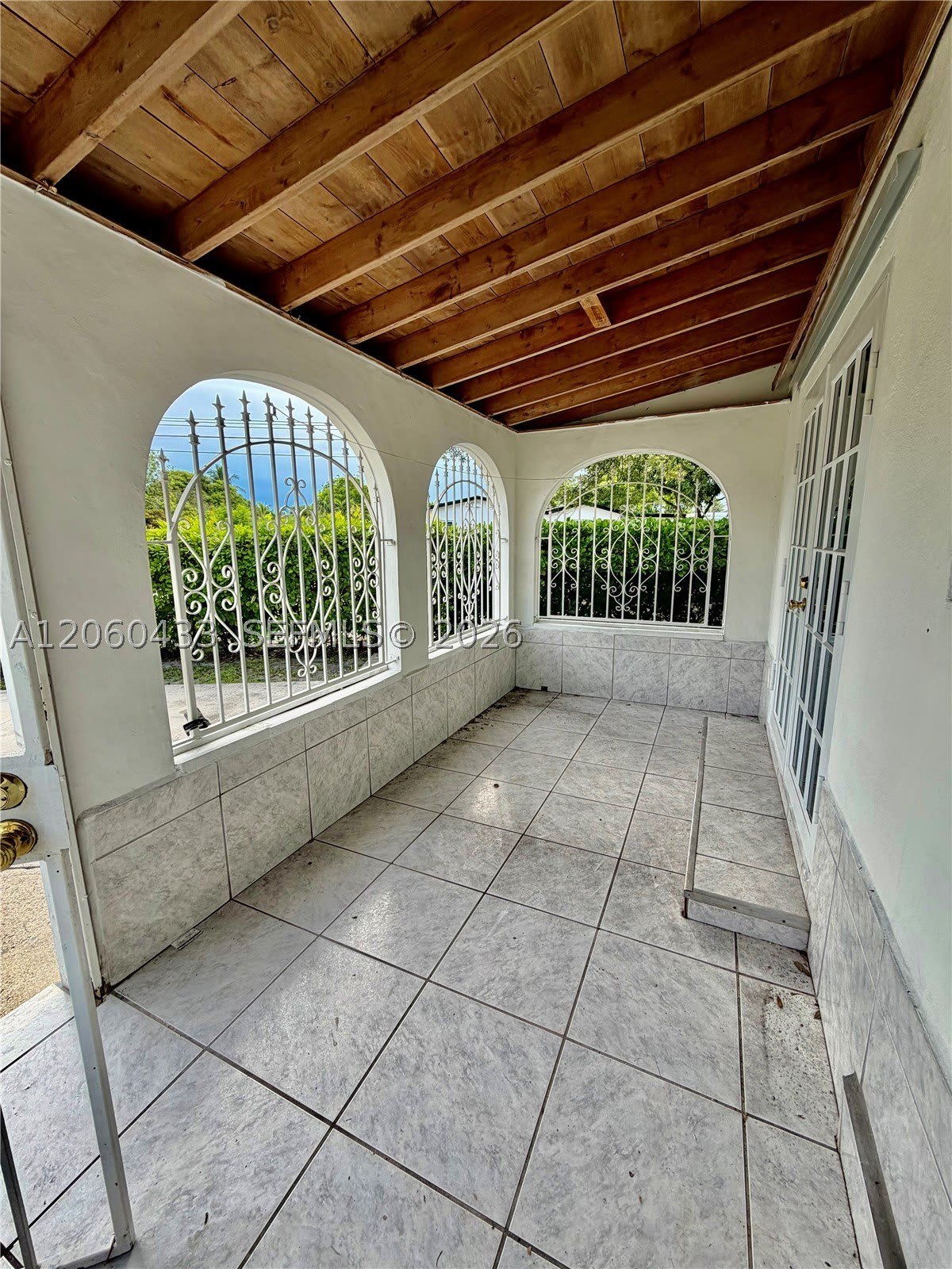 6137 SW 20th Ct – photo 2
