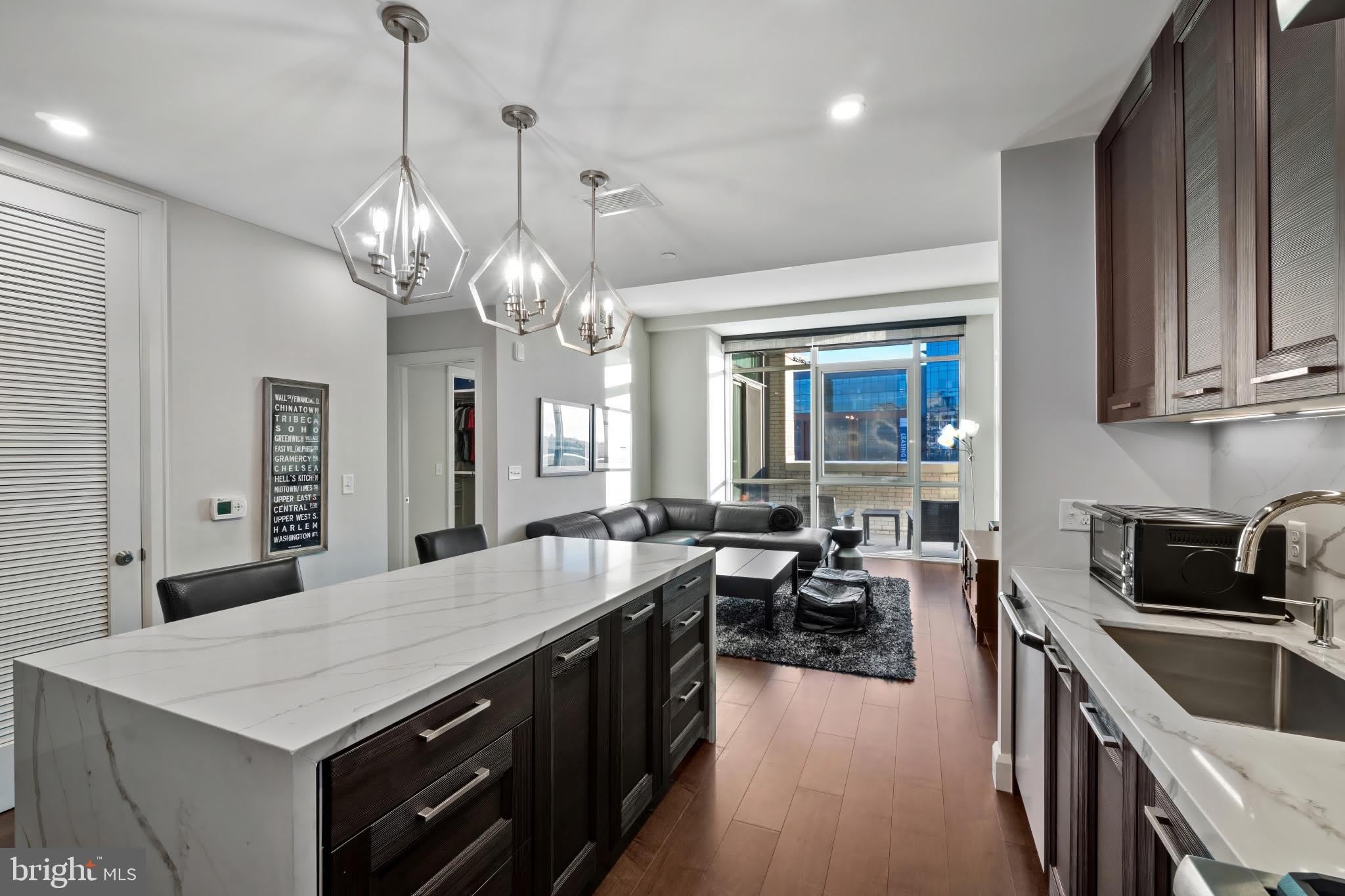 1330 LANCASTER Street – photo 4