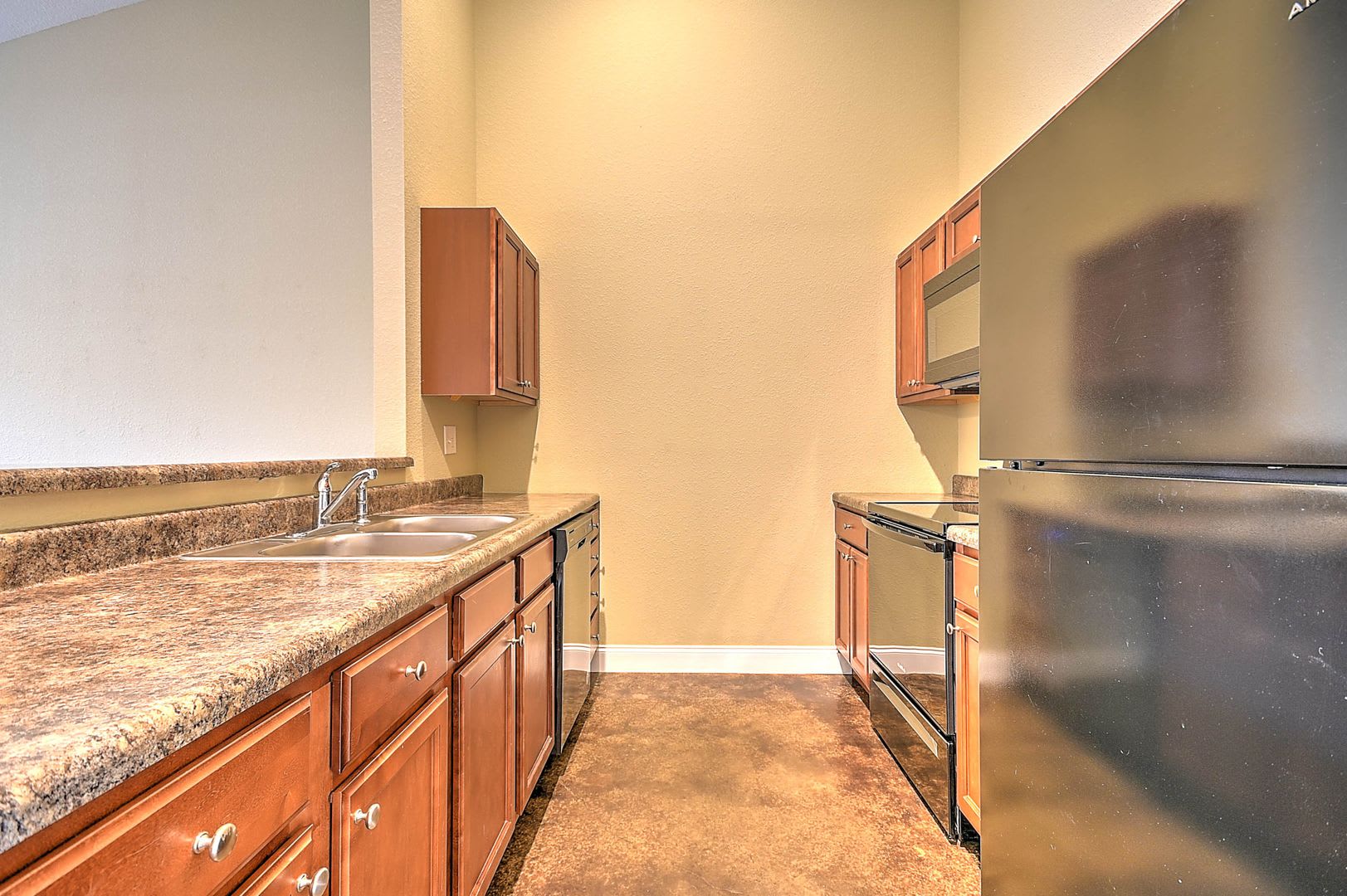 31 Sutter Place – photo 3