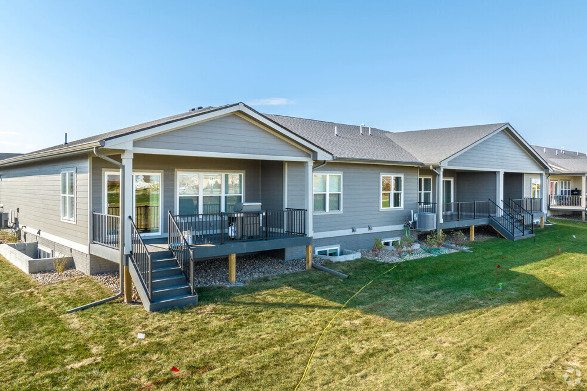 105 S. Marigold Ave. – photo 5