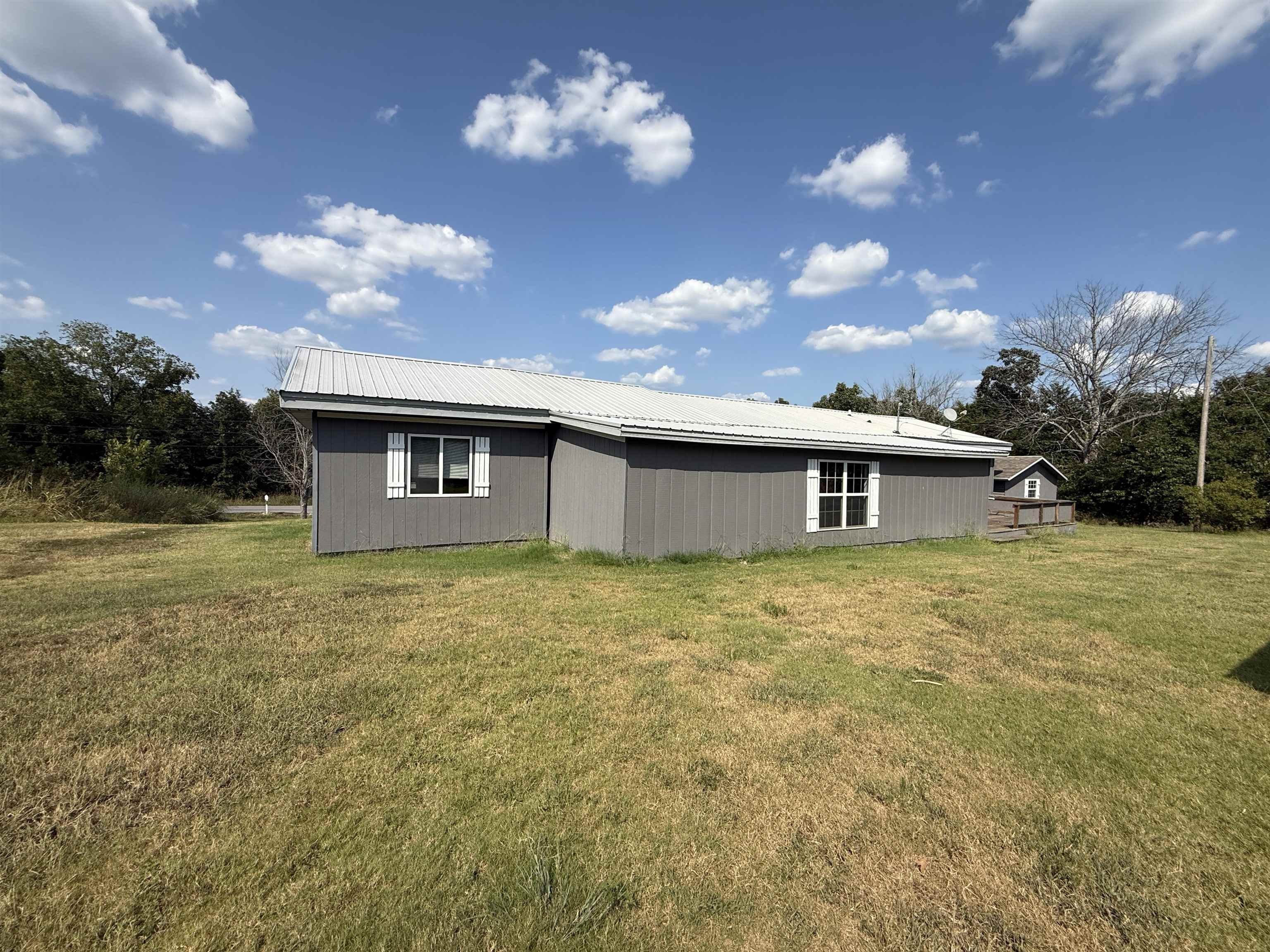 313 Fairway Drive – photo 3