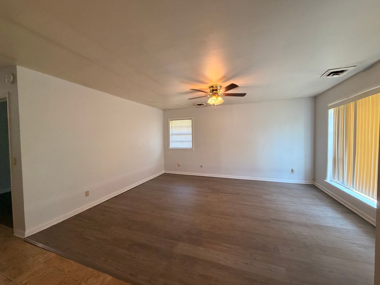This Conveniently Located Russellville Home – photo 2