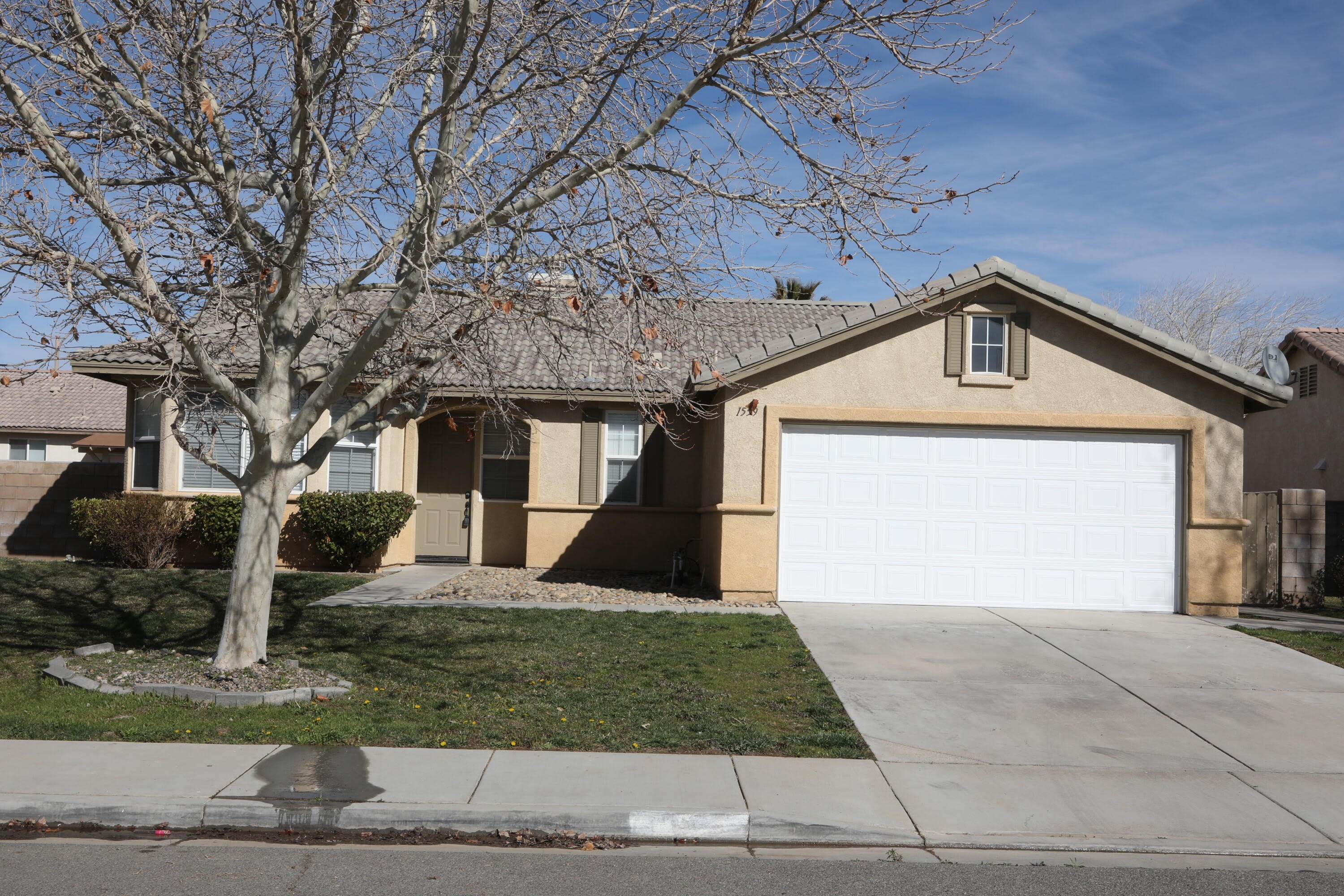 1559 W Avenue H4 – photo 1