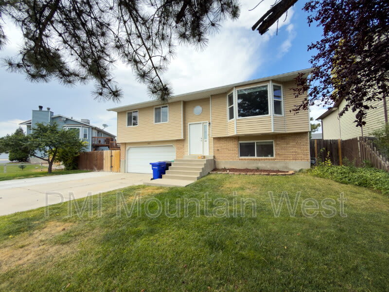 4982 Aspen Shadow Ct. – photo 3