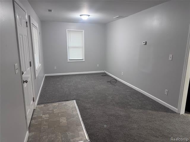 20940 WELLINGTON Avenue – photo 2