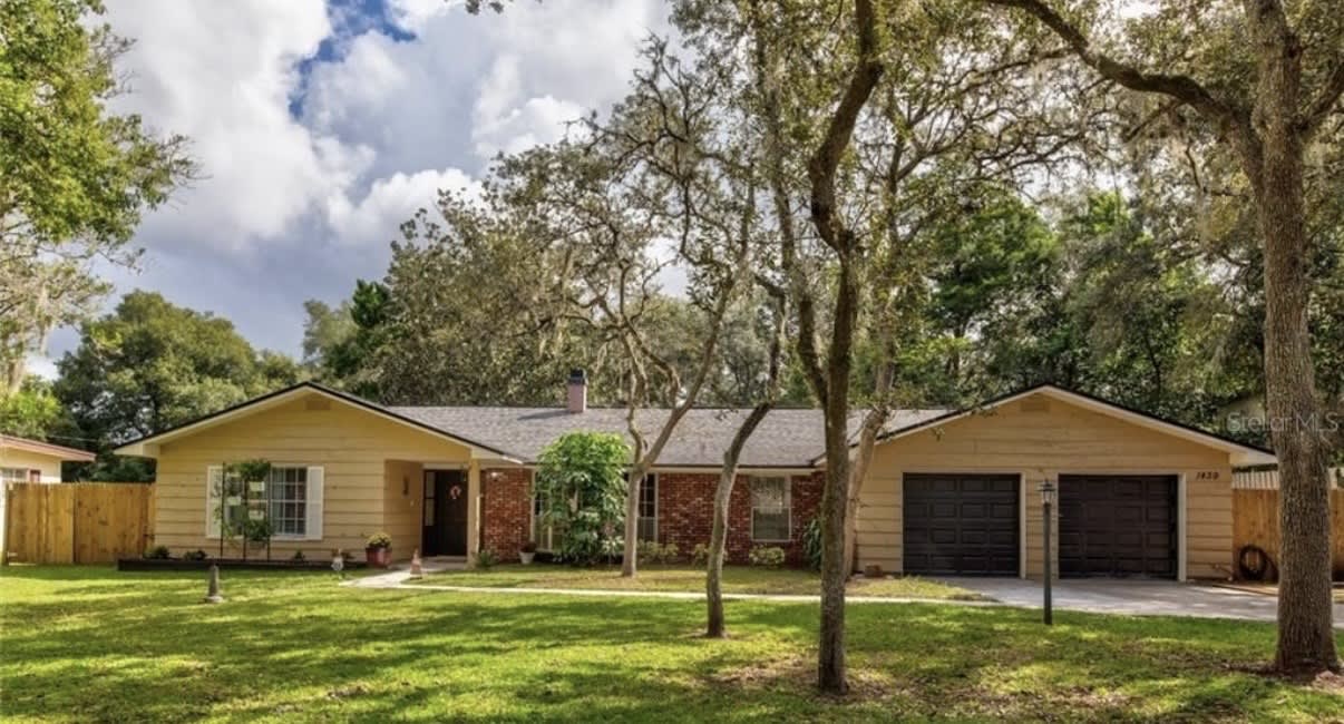 1439 Hillway Road – photo 1