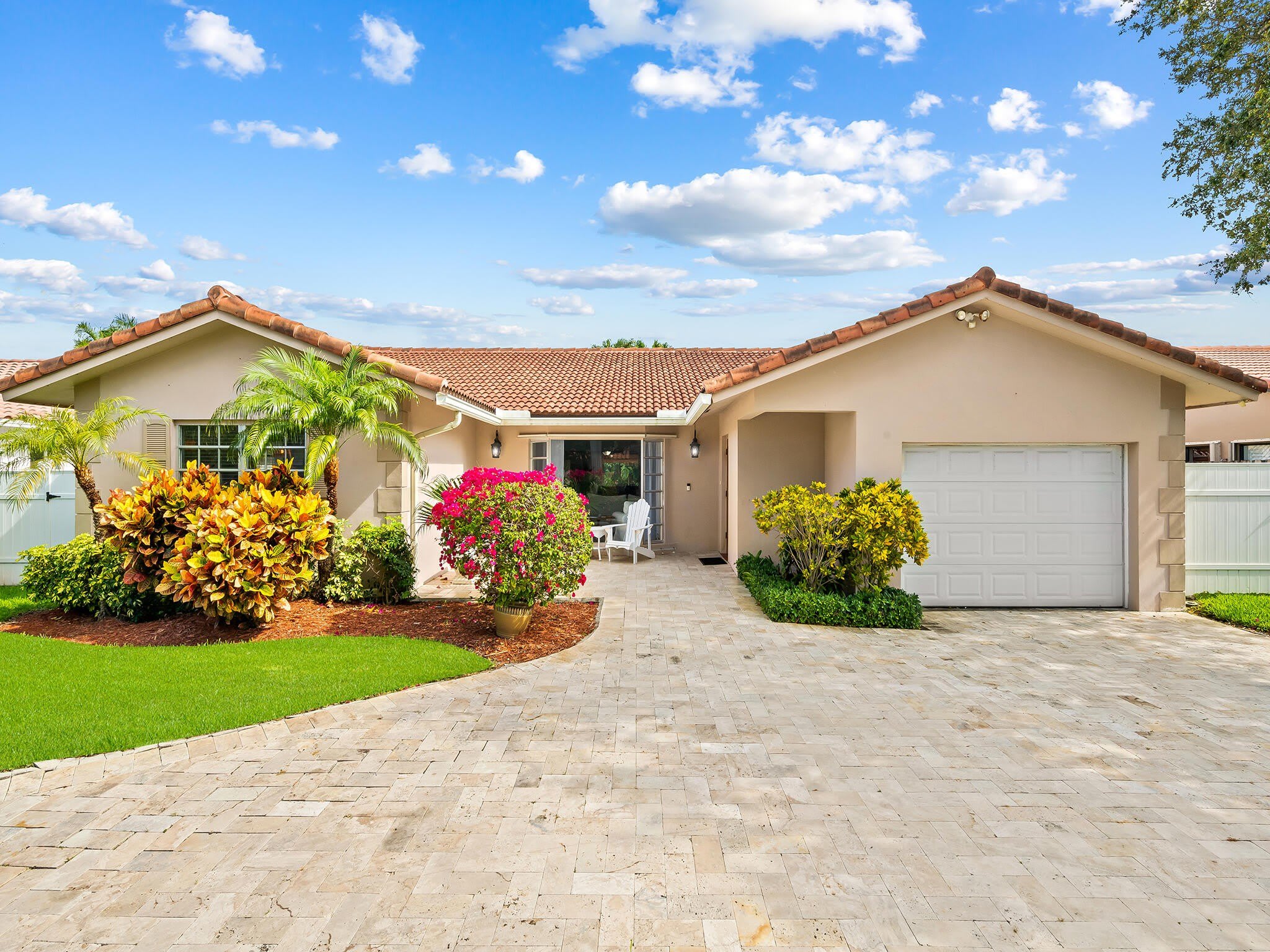 3240 Spanish River Drive – photo 2
