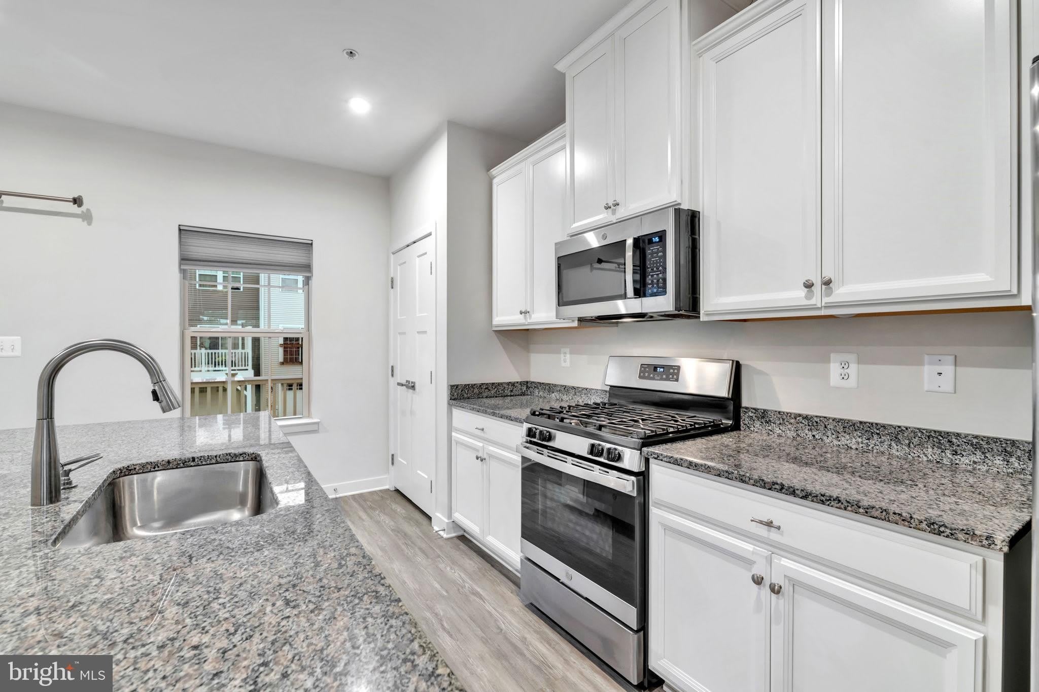 14737 EARL MITCHELL Avenue – photo 3