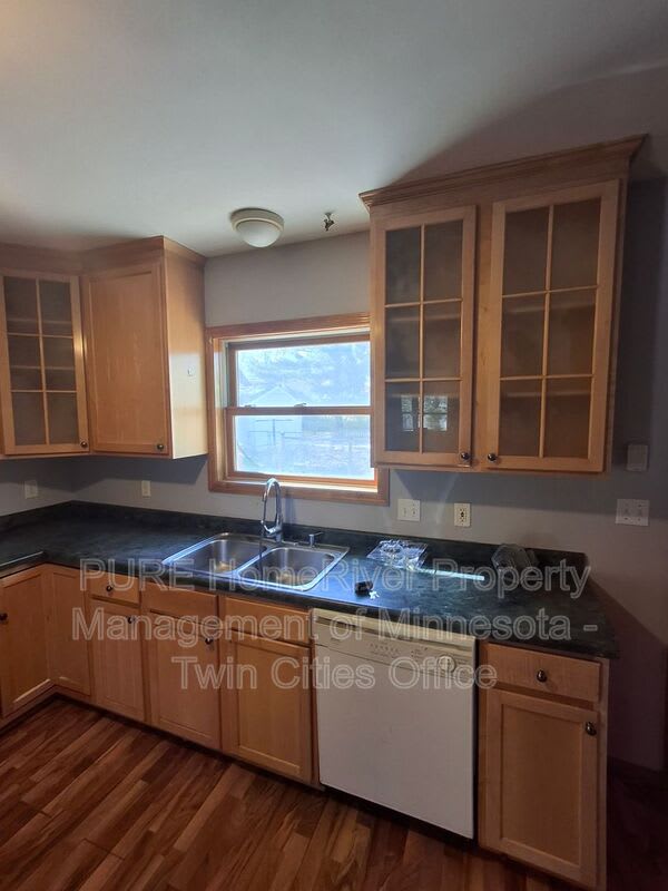 3321 37th St E – photo 2