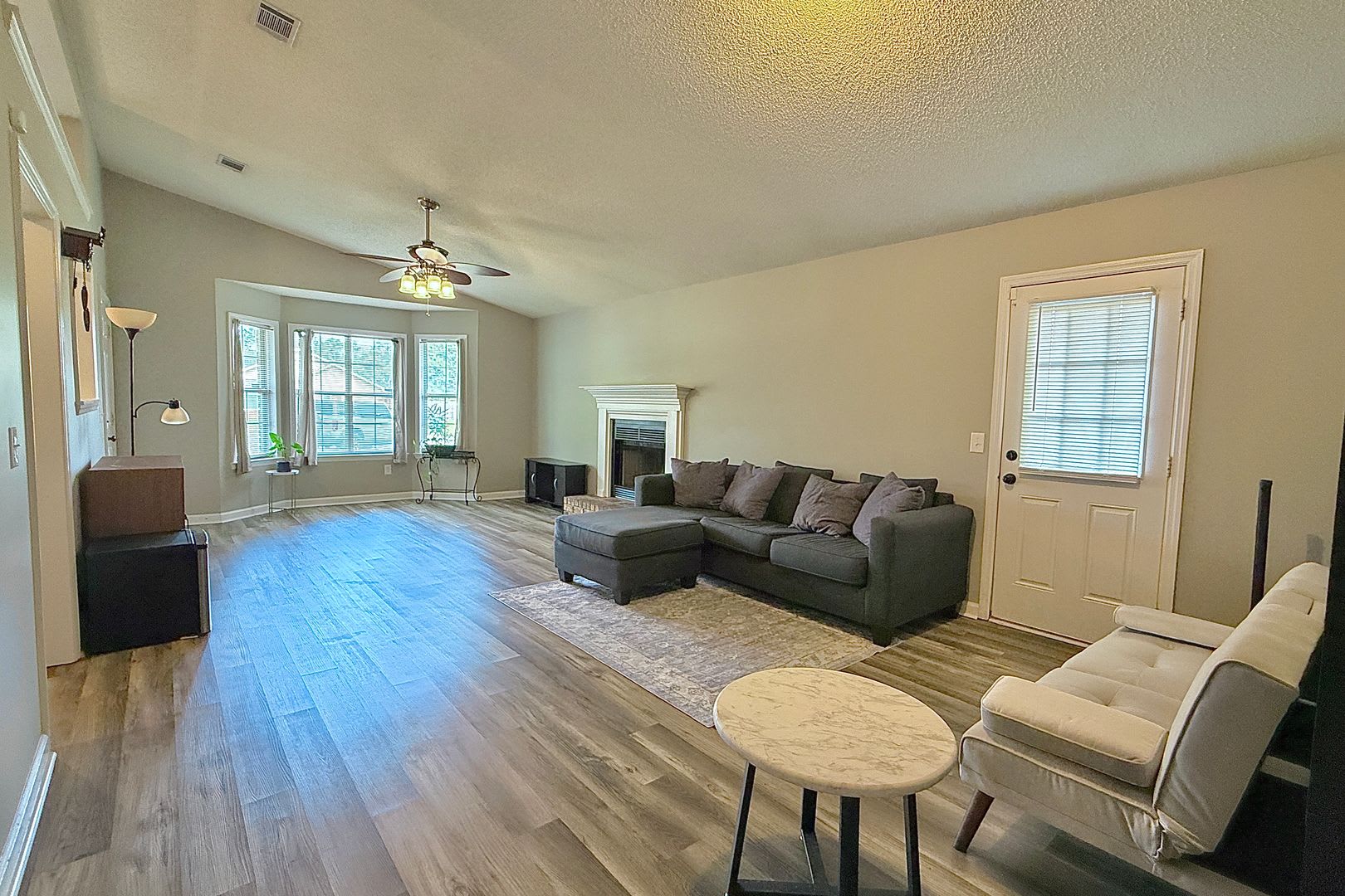 COMING JUNE 2026! (Pet Friendly) – photo 5