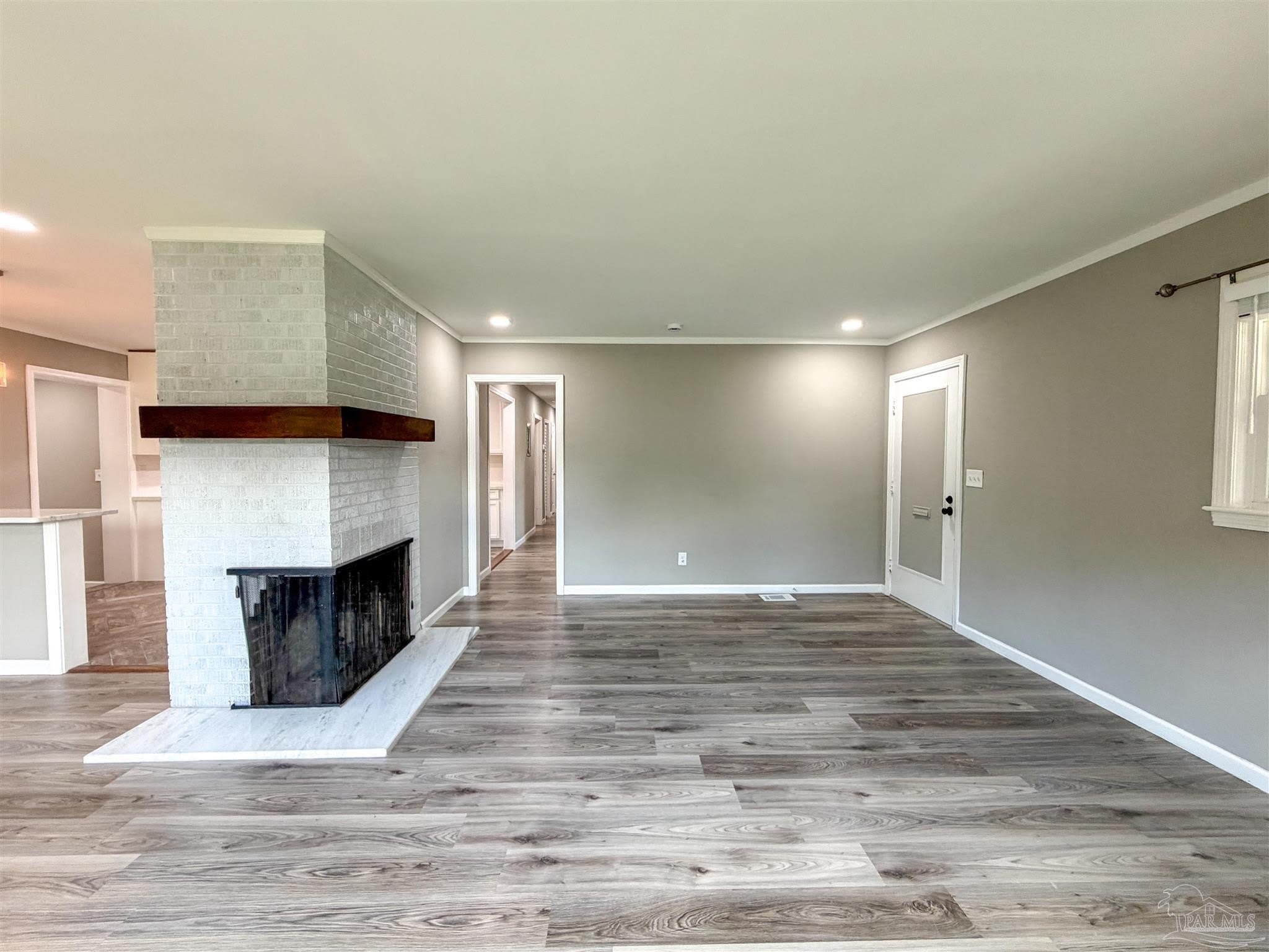 1815 Hallmark Dr – photo 3