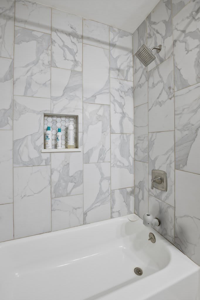 2706 E 11th St – photo 5