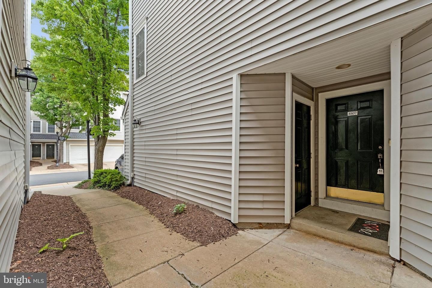 4507 SUPERIOR SQ – photo 2