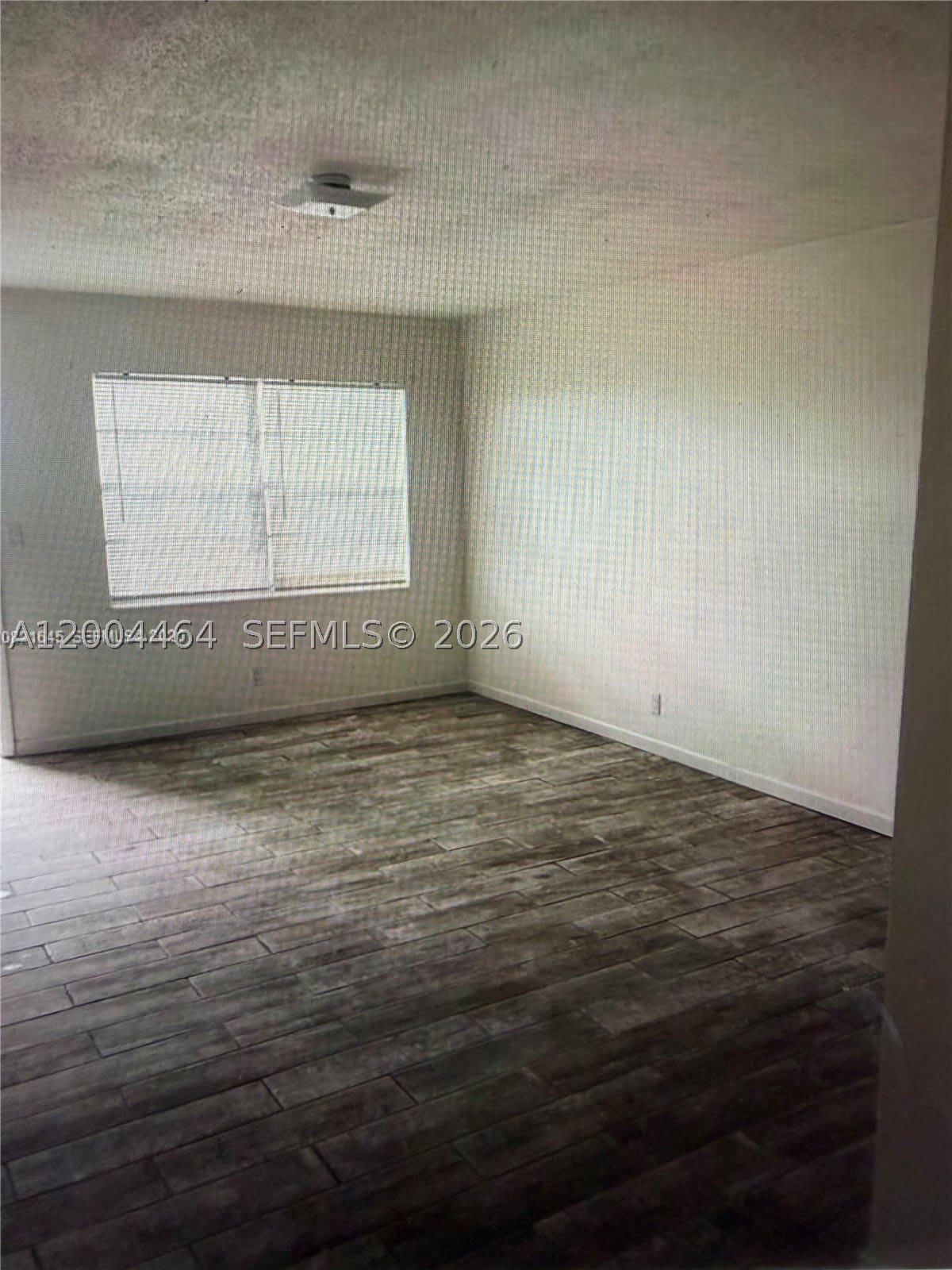 2415 Lincoln St – photo 4