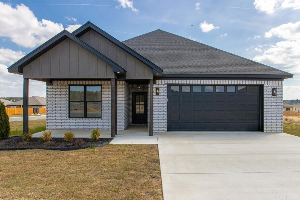 101 Kelton Lane – photo 1