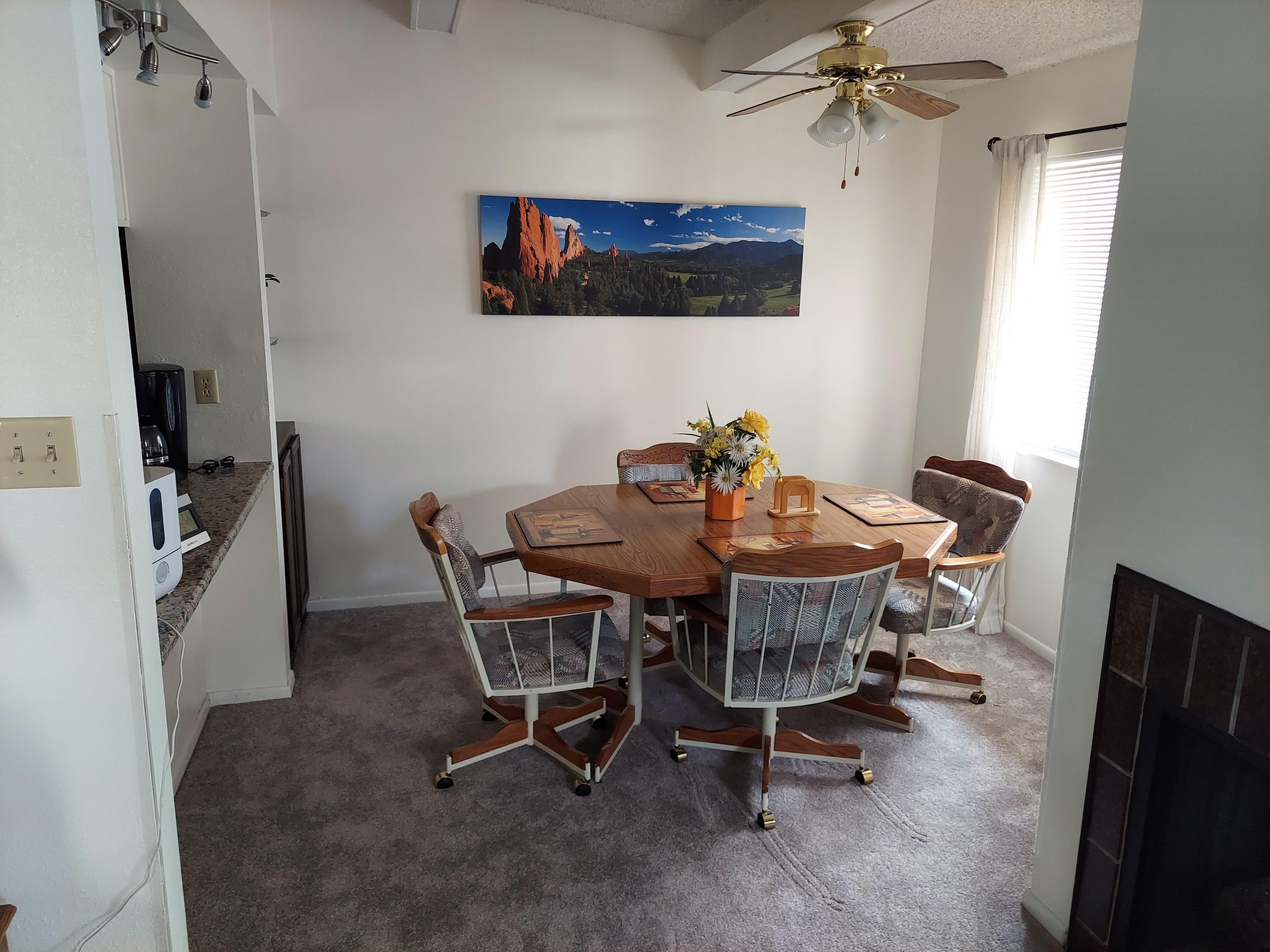 1058 Fontmore Road – photo 5