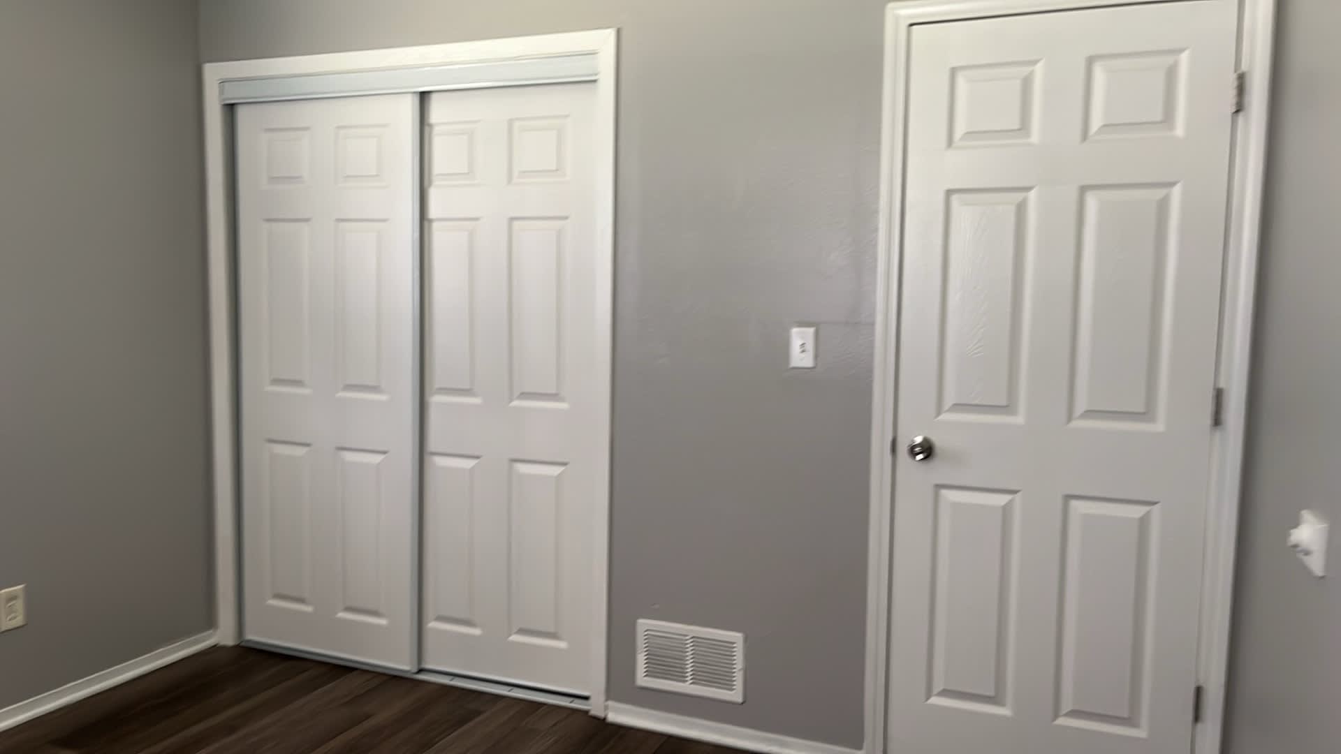 2050 Hebron Avenue – photo 5