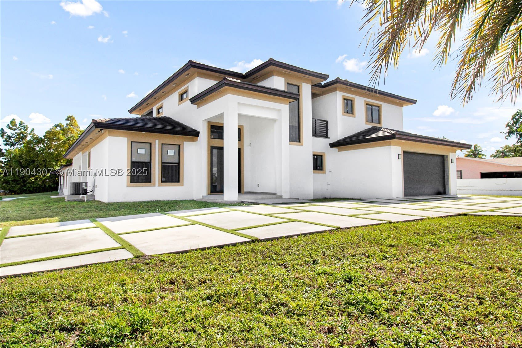 12890 Nw 2Nd St – photo 2