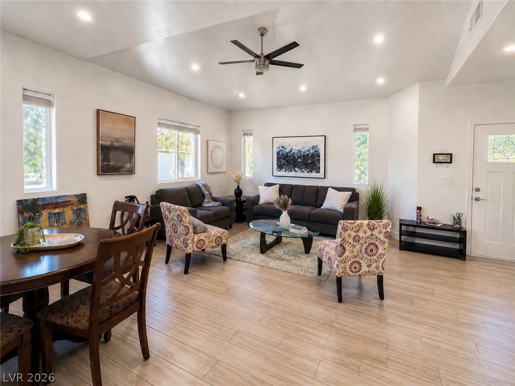 5446 Pine Ranch St – photo 1