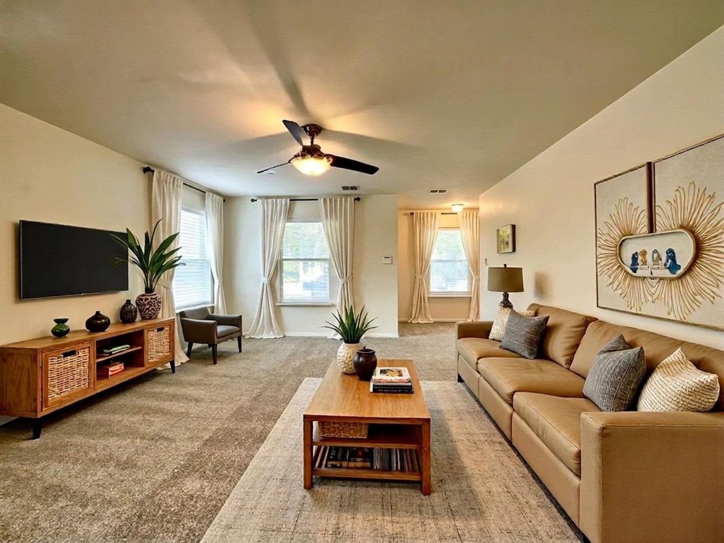 *MOVE IN SPECIAL* Bright & Beautiful Two-Story Home With NEW CARPET and Fenced Backyard! – photo 2