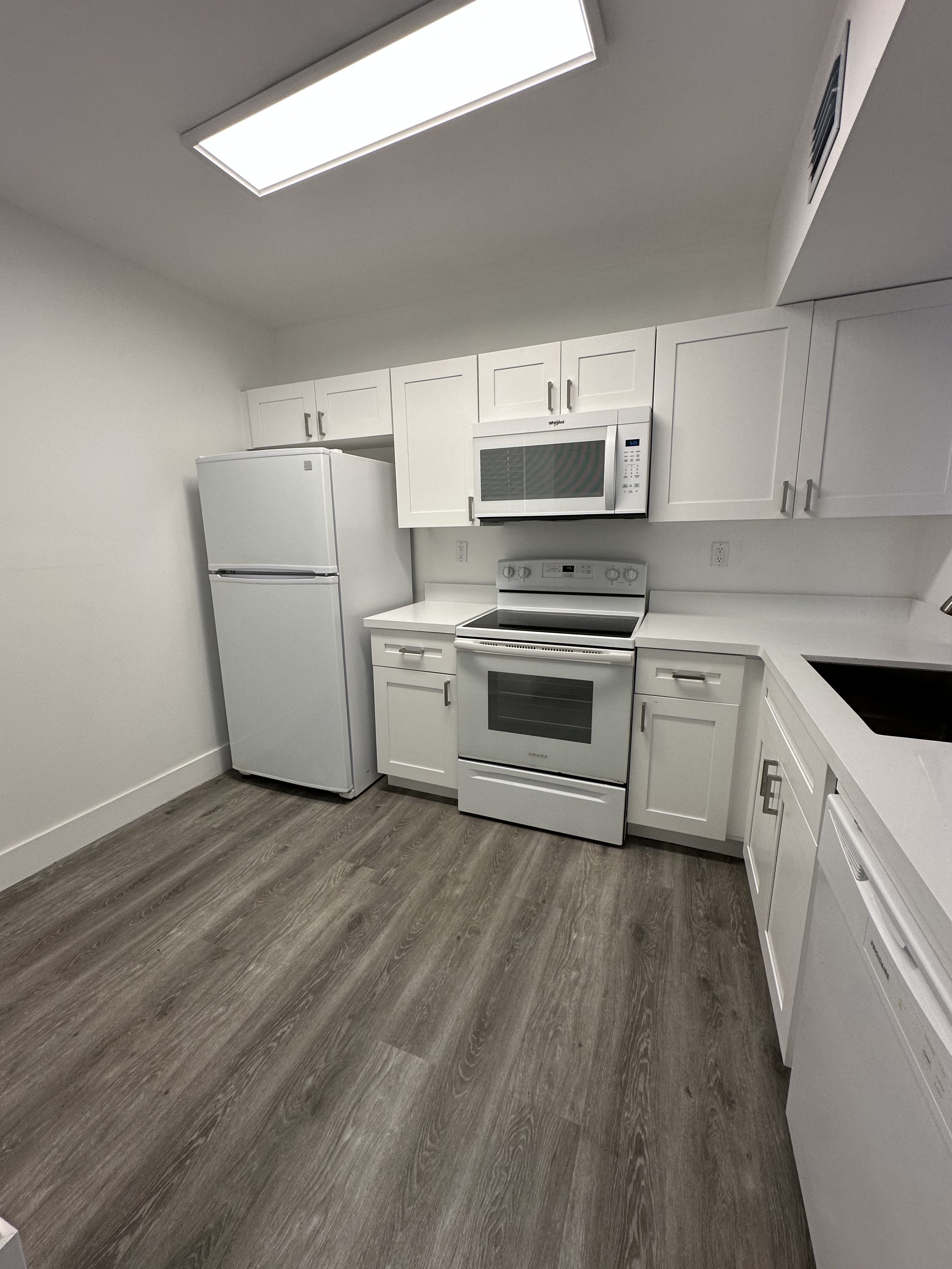 4768 Northwest 114th Avenue – photo 1