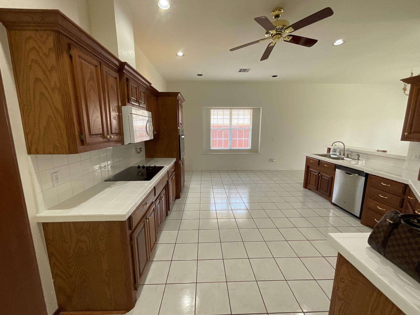 5801 NW 101st – photo 4