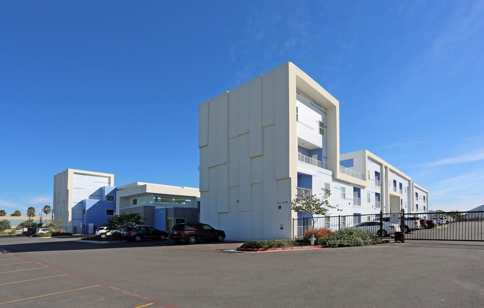 2500 N Mccoll – photo 2