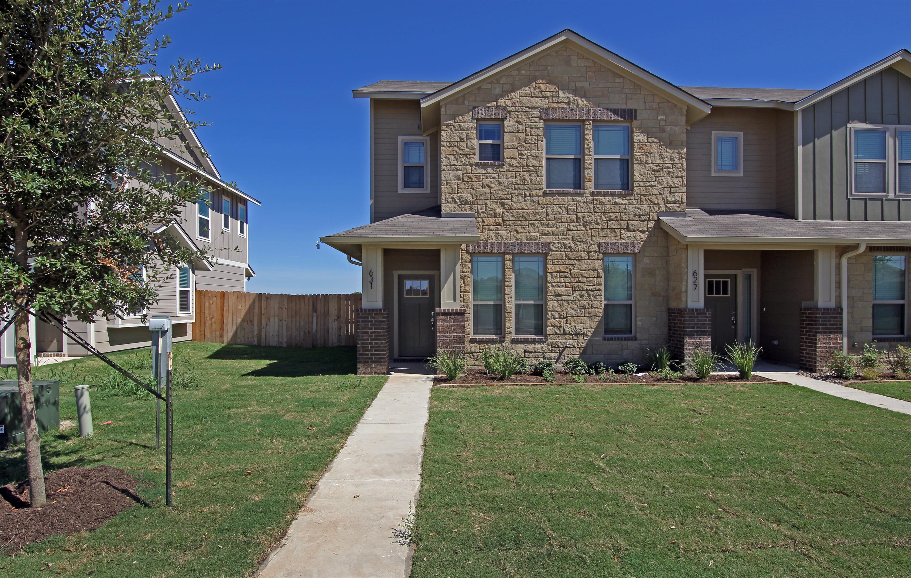 631 Westfield Boulevard – photo 1