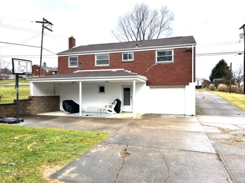 307 Olympic Road – photo 4