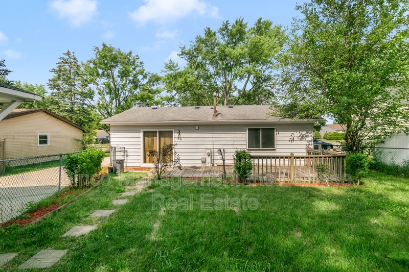 164 Galewood Drive – photo 3