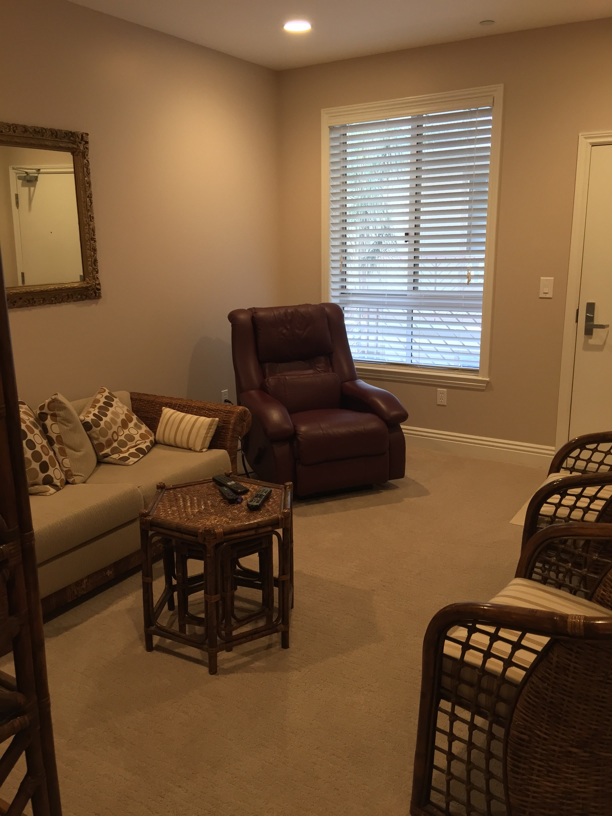 525 Gough Street – photo 5