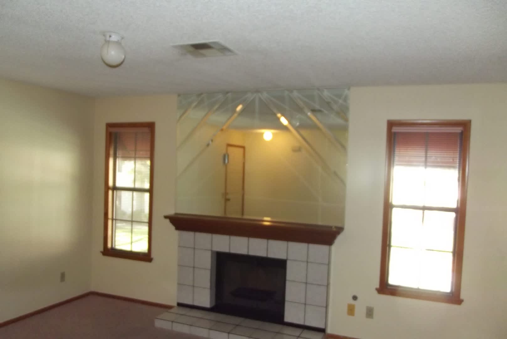 6663 W Tropicana Ave #202 – photo 5