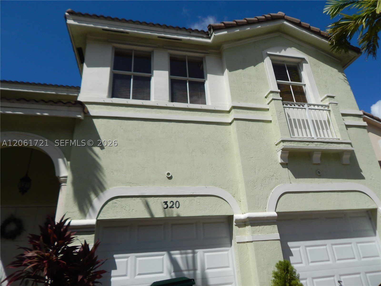 320 SW 87th Ct – photo 2