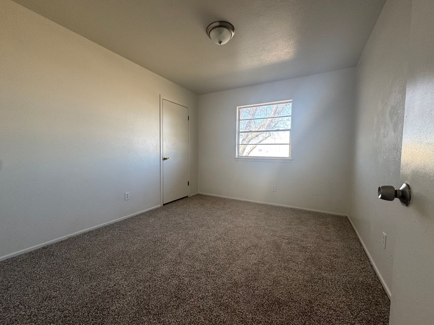 613 S Hemlock – photo 5